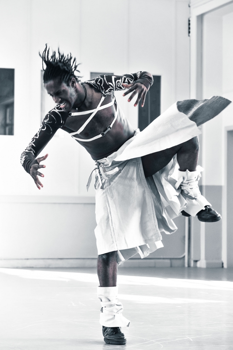 dance-DiMartino-Okus-contemporary-choreographer-web-23